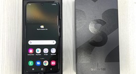 Mint
													Samsung Galaxy S22 - Unlocked, Black, 256 GB, 8 GB, SM-S901U1, photo 1 of 5