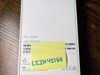 Apple iPhone 16