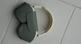 Used
													Apple AirPods Max - Green, photo 2 of 6