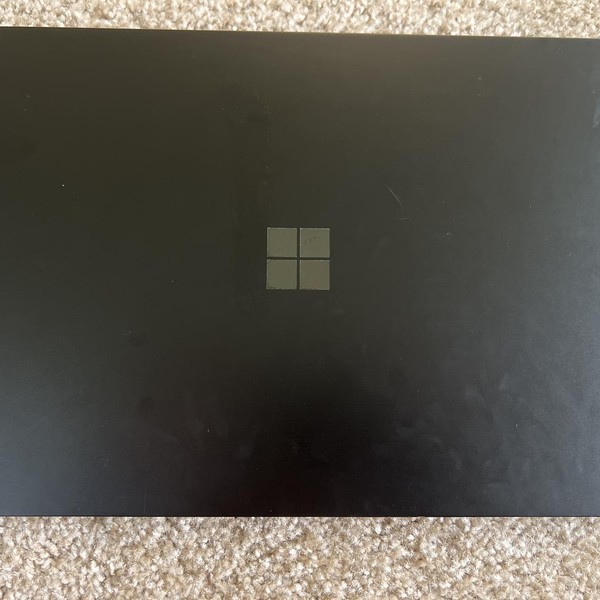 Microsoft Surface Laptop 2 - 256 GB, Black, 8 GB, Intel Core i5