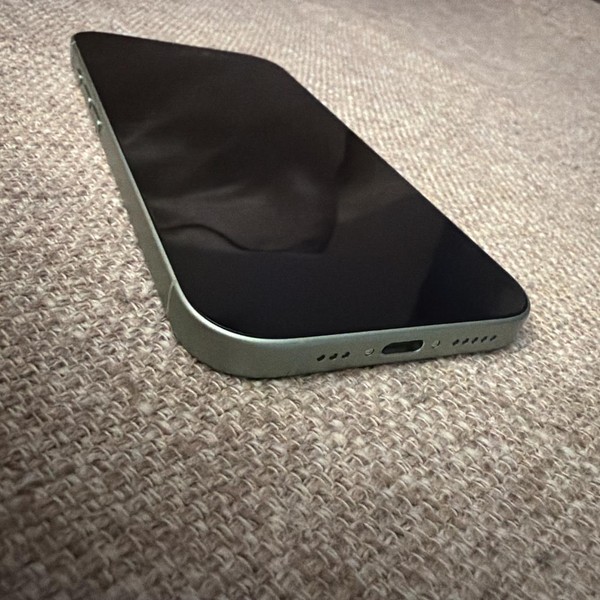 Apple iPhone 17 - Unlocked, 256 GB, Sage, A3258
