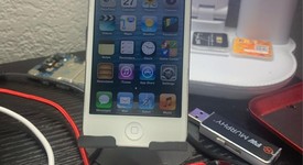 Good
													Apple iPod Touch 4th Gen - Wi-Fi, White, 8 GB, photo 1 of 4