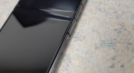 Fair
													Samsung Galaxy Z Flip5 - Unlocked, Graphite, 512 GB, 8 GB, SM-F731U1, photo 5 of 7