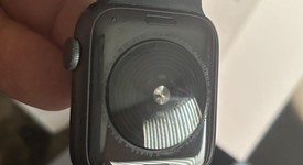 Mint
													Apple Watch SE 1st Gen 44mm - Gray, A2352 - GPS, Aluminum, photo 4 of 7