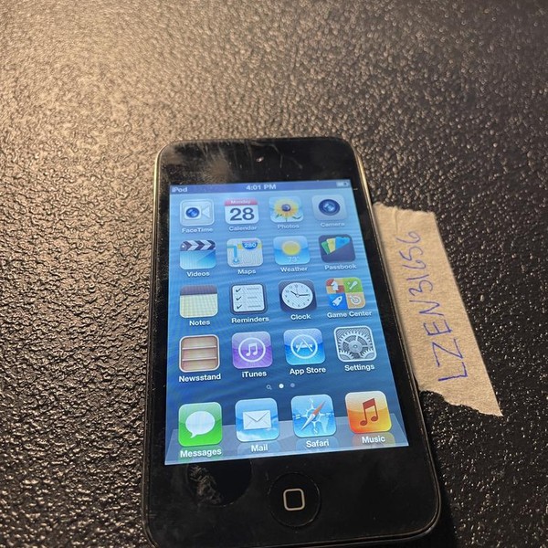 Apple iPod Touch 4th Gen - Wi-Fi, 8 GB, Black