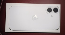 Mint
													Apple iPhone 16 - Unlocked, White, 256 GB, A3081, photo 3 of 17