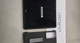Mint
													Honor Magic V2 - Unlocked Non-US, Black, 512 GB, 16 GB, photo 6 of 6