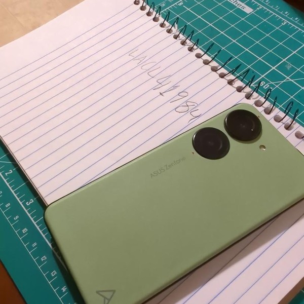 Asus Zenfone 10 - Unlocked, 512 GB, Green, 16 GB, U.S.