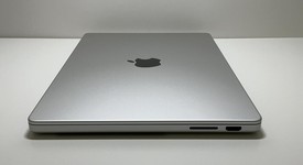 Good
													MacBook Pro Late 2023 (M3) - 14" - Apple M3, Silver, 512 GB, 8 GB, 10-core GPU, photo 4 of 7