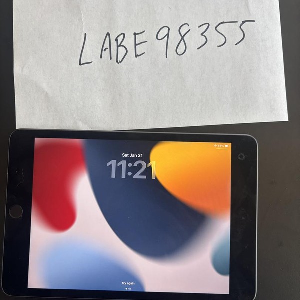 Apple iPad Mini 5th Gen - Wi-Fi, 64 GB, Gray