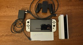 Mint
													Nintendo Switch - OLED - White, 64 GB, photo 2 of 10