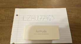 New
													Apple AirPods 4th Gen - Active Noise Cancellation, photo 5 of 6