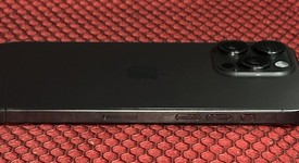 Good
													Apple iPhone 15 Pro Max - Unlocked Non-US, Black, 256 GB, A3108, photo 5 of 6