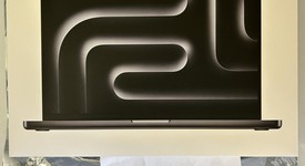 New
													MacBook Pro Late 2023 (M3) - 16" - Apple M3 Pro 12-core, Black, 512 GB, 36 GB, 18-core GPU, photo 1 of 6