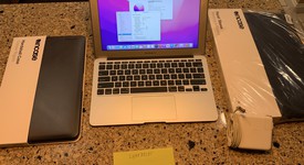 Good
													MacBook Air 2015 - 11" - Silver, 512 GB, 8 GB, photo 1 of 12
