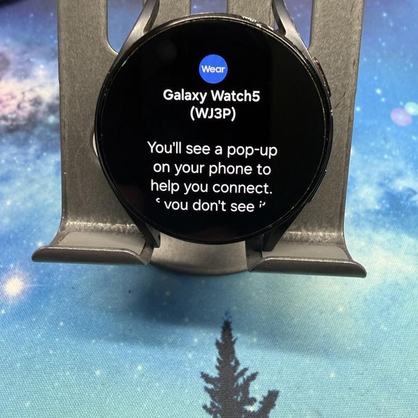 Samsung Galaxy Watch5 - Unlocked, Graphite, 40mm