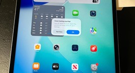 Good
													Apple iPad Pro 12.9" 6th Gen 2022 - Unlocked, Gray, 256 GB, photo 1 of 4