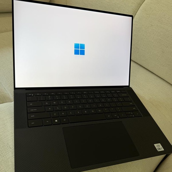 Dell XPS 15 9500 (2020) - 1 TB, Silver, 32 GB, Intel Core i7, 4k UHD+ Plus Touch