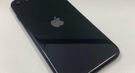 Fair
													Apple iPhone SE 2nd Gen 2020 - Unlocked, Black, 64 GB, A2275, photo 3 of 9