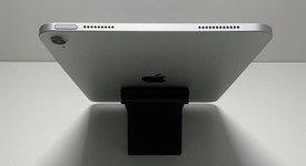 Good
													Apple iPad 10th Gen - Wi-Fi, Silver, 64 GB, A2696, photo 3 of 6