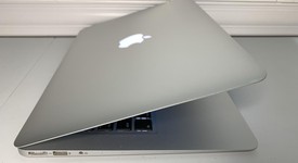 Good
													MacBook Air 2017 - 13" - I5, Silver, 256 GB, 8 GB, photo 4 of 11