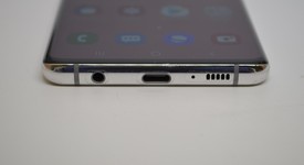 Mint
													Samsung Galaxy S10 Plus - Unlocked, White, 128 GB, 8 GB, SM-G975U1, photo 2 of 9