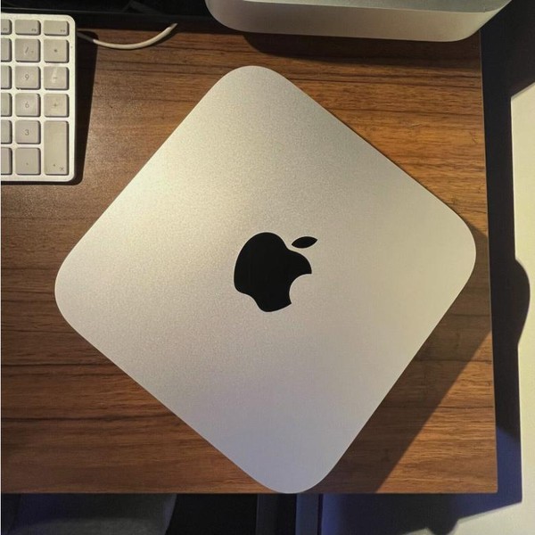 Mac mini 2020 - 256 GB, Silver, 16 GB, Apple M1