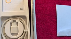 Mint
													Google Pixel 8 Pro - Unlocked, Porcelain, 256 GB, 12 GB, G1MNW, mmWave 5G, photo 4 of 9