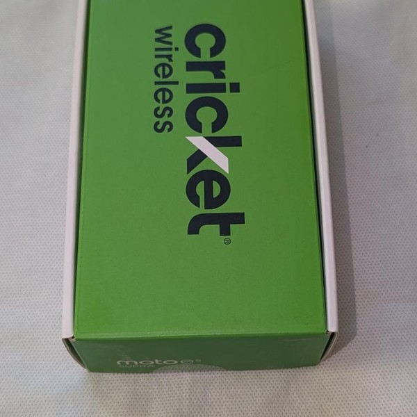 Moto E5 Supra - Cricket, 32 GB, Black, 3 GB