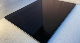 Good
													Apple iPad Pro 12.9" 4th Gen 2020 - Unlocked, Gray, 256 GB, A2069, photo 5 of 10