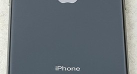 Mint
													Apple iPhone Xs - Unlocked, Silver, 64 GB, A1920, photo 4 of 8