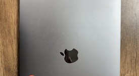 Fair
													MacBook Air 2020 - 13" - I3, Gray, 256 GB, 8 GB, photo 1 of 2