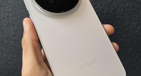 Good
													Vivo X300 Pro - Unlocked Non-US, Cloud White, 512 GB, 16 GB, photo 3 of 10