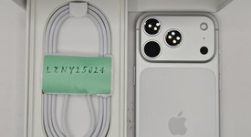 Mint
													Apple iPhone 17 Pro - Unlocked, Silver, 256 GB, A3256, photo 2 of 13