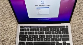 Good
													MacBook Pro 2020 - 13" - I5, Gray, 1 TB, 16 GB, photo 1 of 10