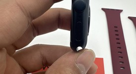 Mint
													Apple Watch SE 2nd Gen 40mm - Midnight, A2722 - GPS, Aluminum, photo 4 of 8