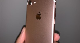 Good
													Apple iPhone 7 - AT&T, Rose Gold, 32 GB, A1778, photo 4 of 7