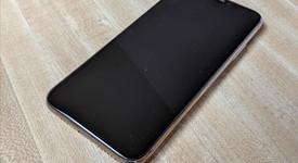 Mint
													Apple iPhone Xs - Verizon, Gold, 256 GB, A1920, photo 2 of 16