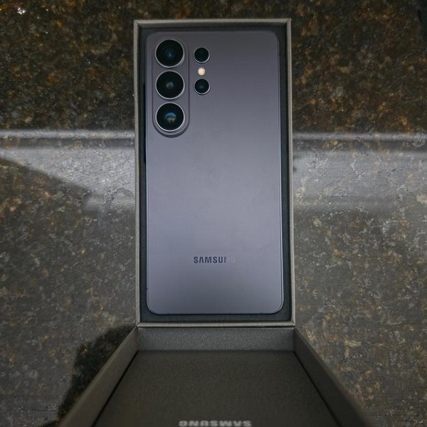 Samsung Galaxy S26 Ultra - Spectrum, 256 GB, Black, 12 GB, SM-S948U