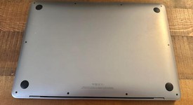Good
													MacBook Air 2020 - 13" - Apple M1, Gray, 256 GB, 8 GB, photo 3 of 10
