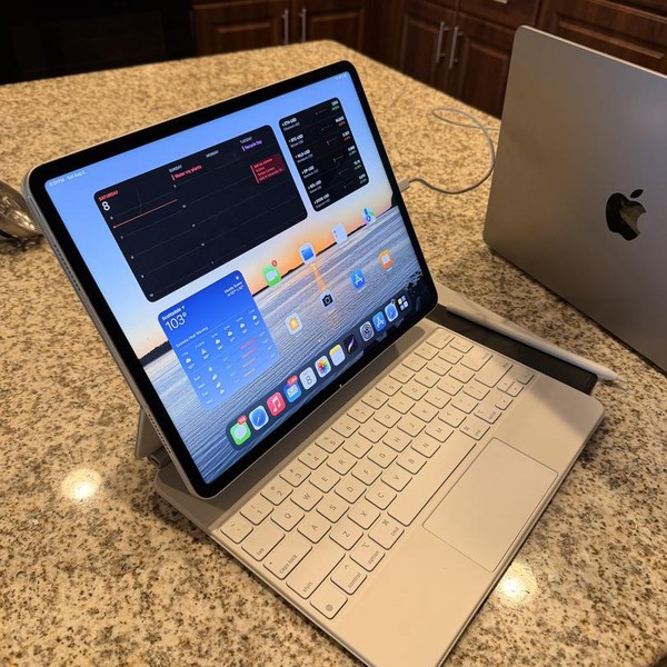 Apple iPad Pro 12.9 inch 5th Gen 2021 - Verizon, 2 TB, Silver