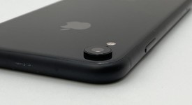 Fair
													Apple iPhone Xr - Unlocked, Black, 64 GB, A1984, photo 4 of 7