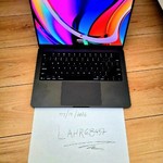 Mint MacBook Pro 2025 - 14 inch - 512 GB, Space Black, 16 GB, Apple M5
