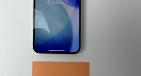 Good
													Apple iPhone 13 Mini - Unlocked, Starlight, 128 GB, A2481, photo 1 of 6