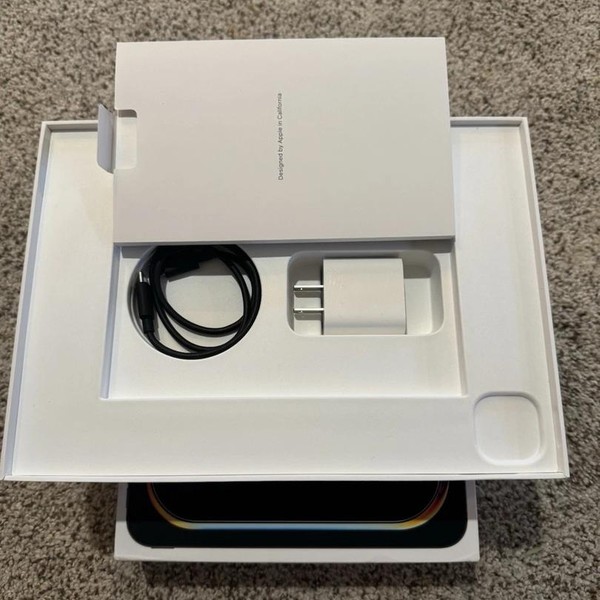 Apple iPad Pro 11 inch (M4) 2024 - Unlocked, 2 TB, Black, 16 GB, A2837, Standard Glass