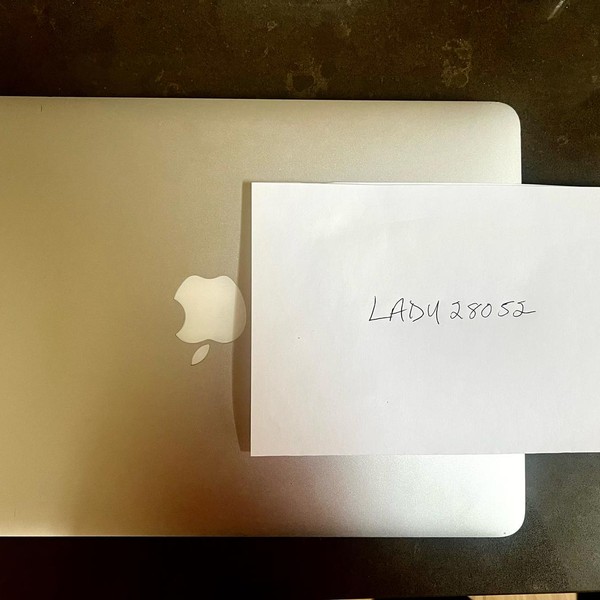 MacBook Air 2015 - 13 inch - 256 GB, Silver, 8 GB