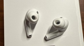 Used
													Apple AirPods Pro 2 - Lightning, photo 4 of 6