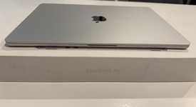 Mint
													MacBook Air 2025 (M4) - 15" - Apple M4, Silver, 256 GB, 16 GB, photo 5 of 13