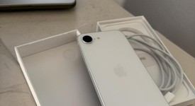 Mint
													Apple iPhone 16e - Unlocked, White, 128 GB, A3212, photo 4 of 10