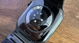 Mint
													Apple Watch Series 10 46mm - Unlocked, Black, A3003 - Cellular, Aluminum, photo 4 of 8